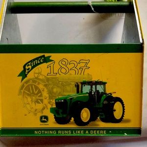John Deere utensil caddy